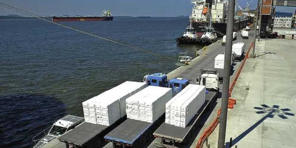 Porto de Paranaguá realiza exportação histórica e setor produtivo comemora. Paranaguá, 05/12/17/Foto Divulgação APPA