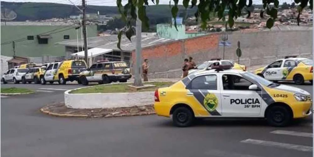 Polícia cerca unidade prisional em Telêmaco Borba. Foto: Atento a Rede