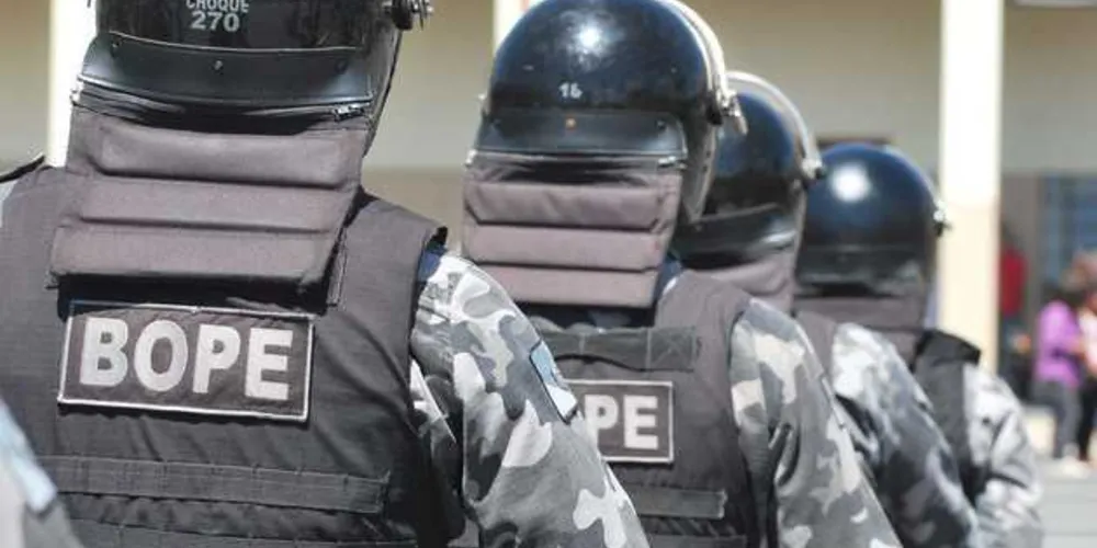 Pelotão de elite fará negociação com presos para libertar refém