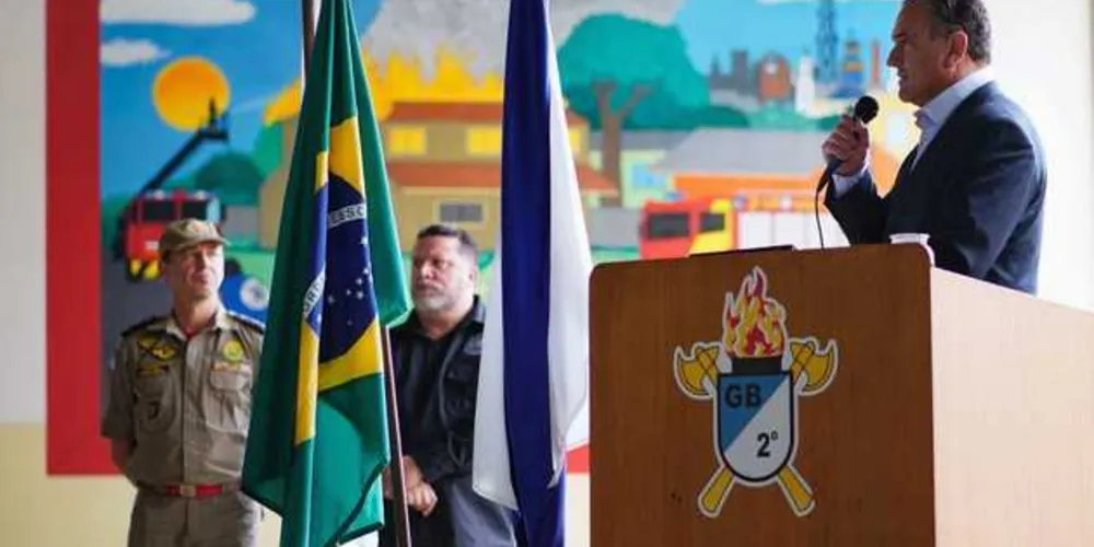 Imagem ilustrativa da imagem Bombeiros, Polícia e IML recebem novas viaturas
