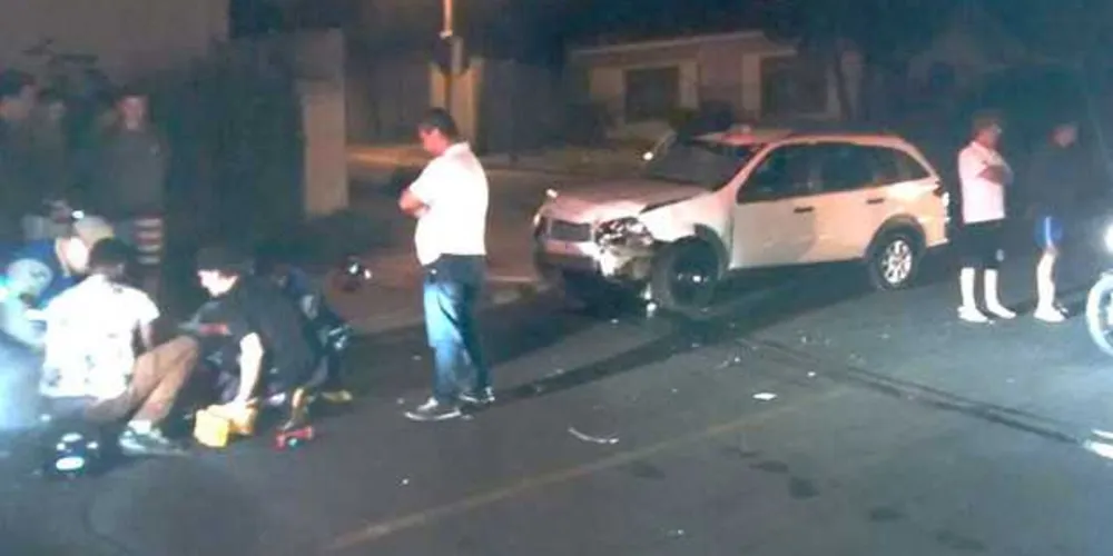 Vítima foi socorrida pelos bombeiros e encaminhada a um hospital da cidade
