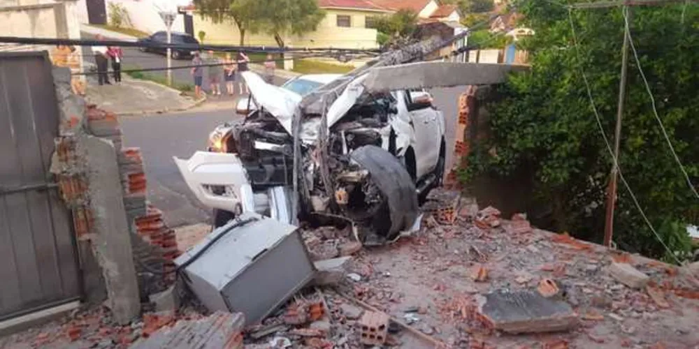 Motorista de caminhonete não foi localizado
