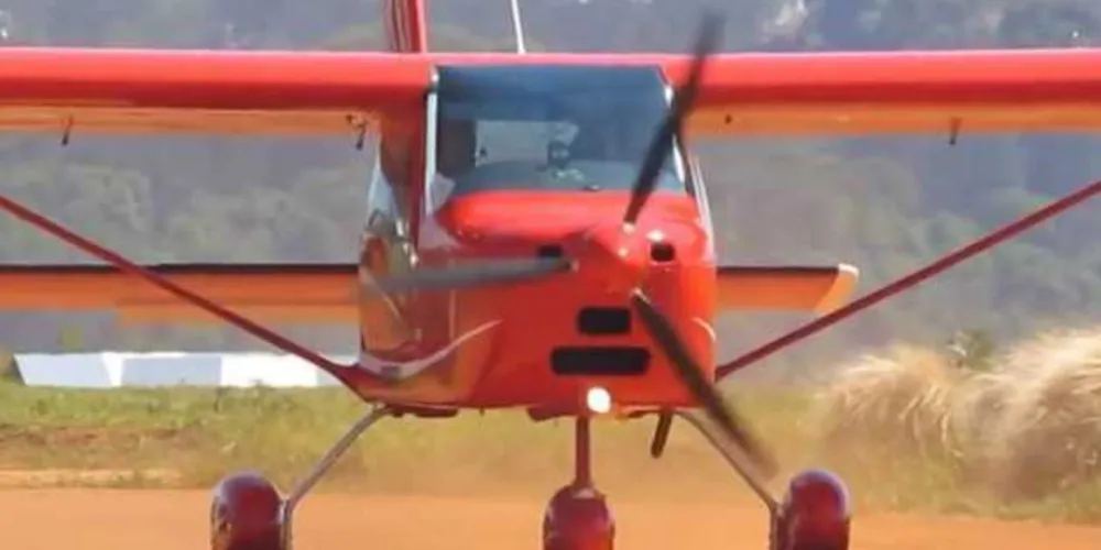 A aeronave era um ultraleve, prefixo PUMMT, modelo Paradise P1/Foto: Reprodução Veja