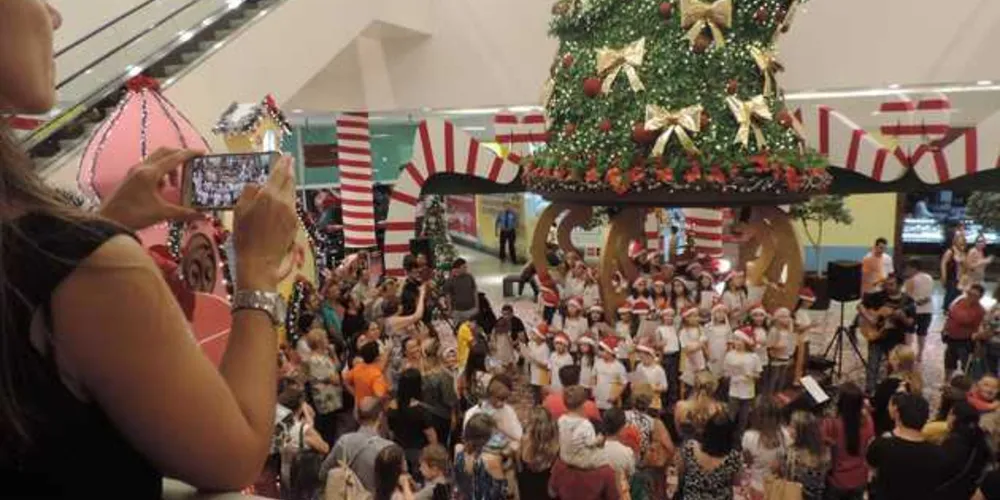 Programação vai até 23 de dezembro com apresentações diárias