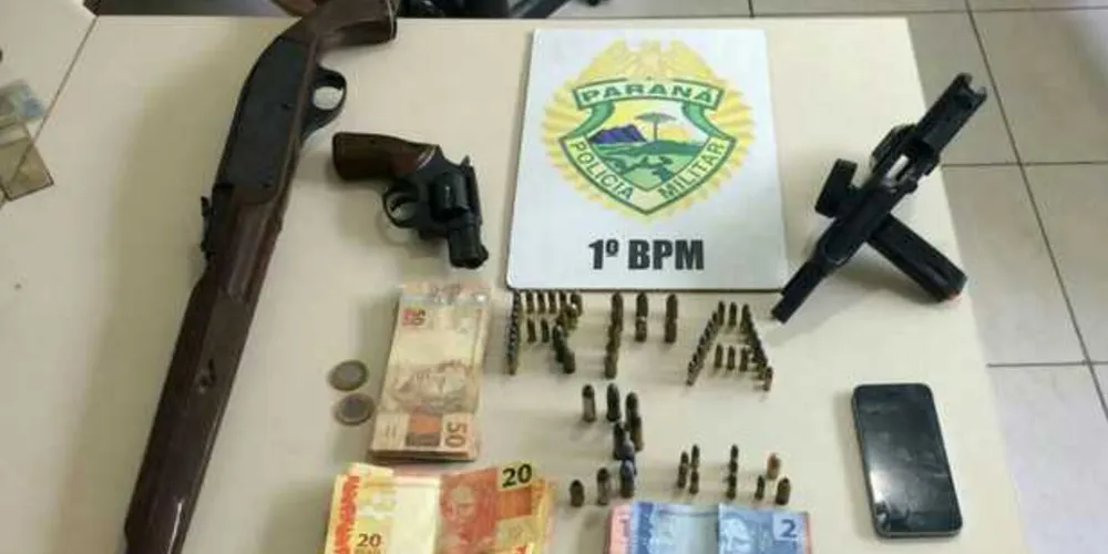 Suspeito vai responder por porte ilegal de armas de fogo e corrupção ativa