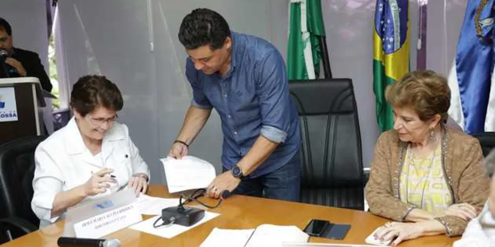 Imagem ilustrativa da imagem Convênio traz desconto na graduação a servidores