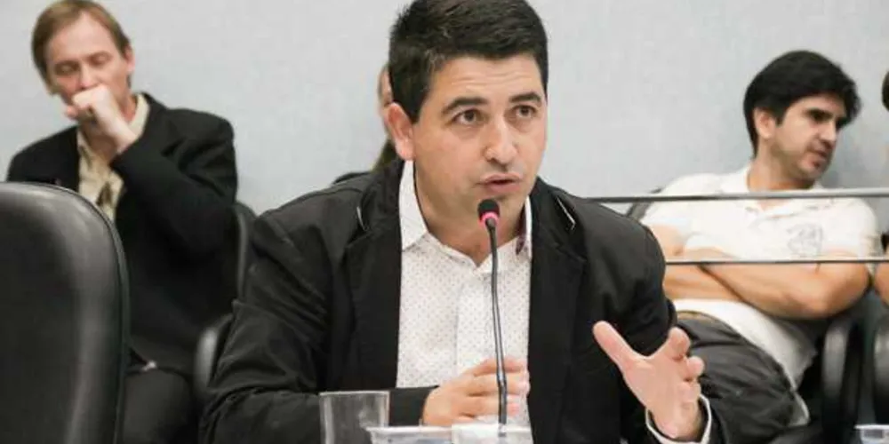 Imagem ilustrativa da imagem Câmara aprova indenização para artista que teve quadro furtado