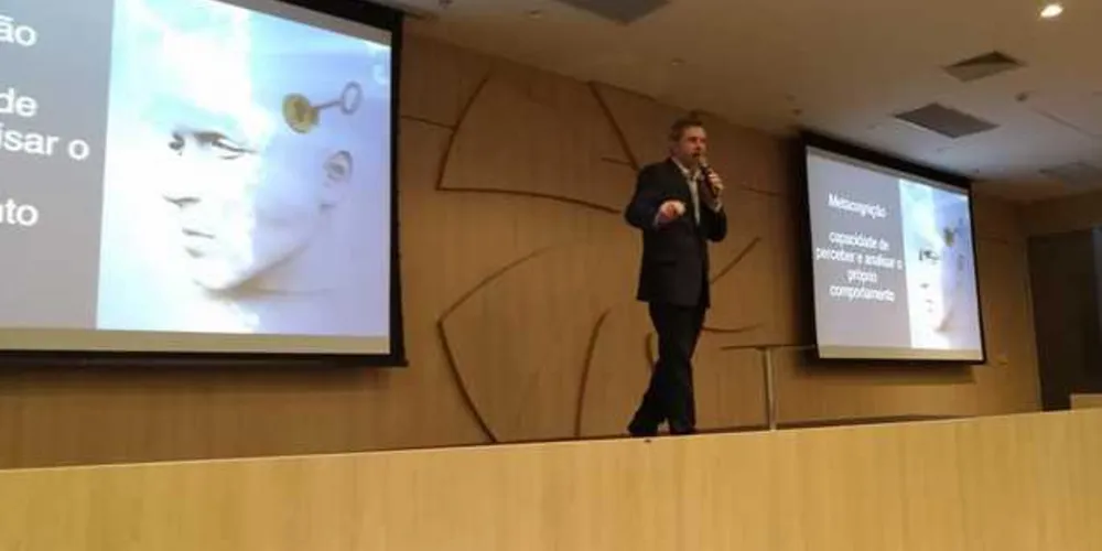 Palestra proferida pelo professor Luciano Salamacha garantiu recursos para três instituições.