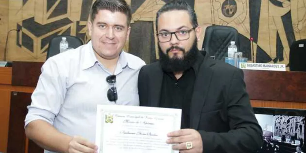 Imagem ilustrativa da imagem Trabalho de Jhonn Barber recebe homenagens na Câmara