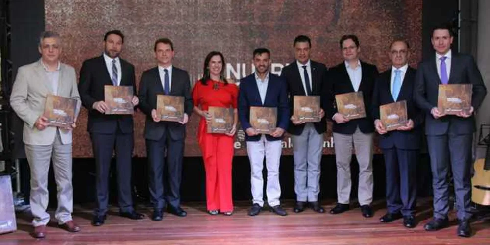 Imagem ilustrativa da imagem Confira as fotos do lançamento do Anuário de Direito