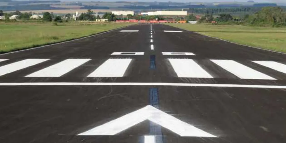 Imagem ilustrativa da imagem Richa libera R$ 4,8 mi para o aeroporto de PG nesta terça
