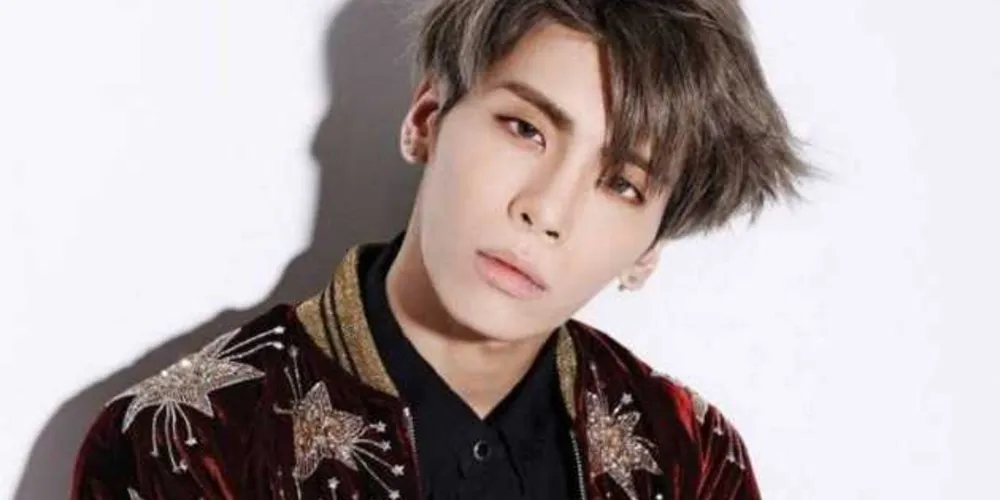 Jonghyun tinha 27 anos e foi encontrado morto em apartamento/Foto: Reprodução Twitter