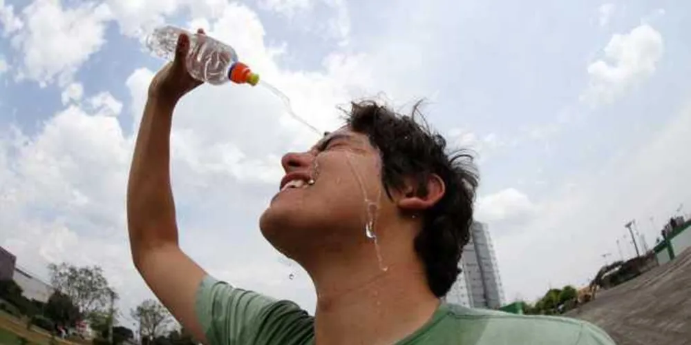 Para o verão brasileiro, o fenômeno promete manter as temperaturas acima da média/Foto: Arquivo JM