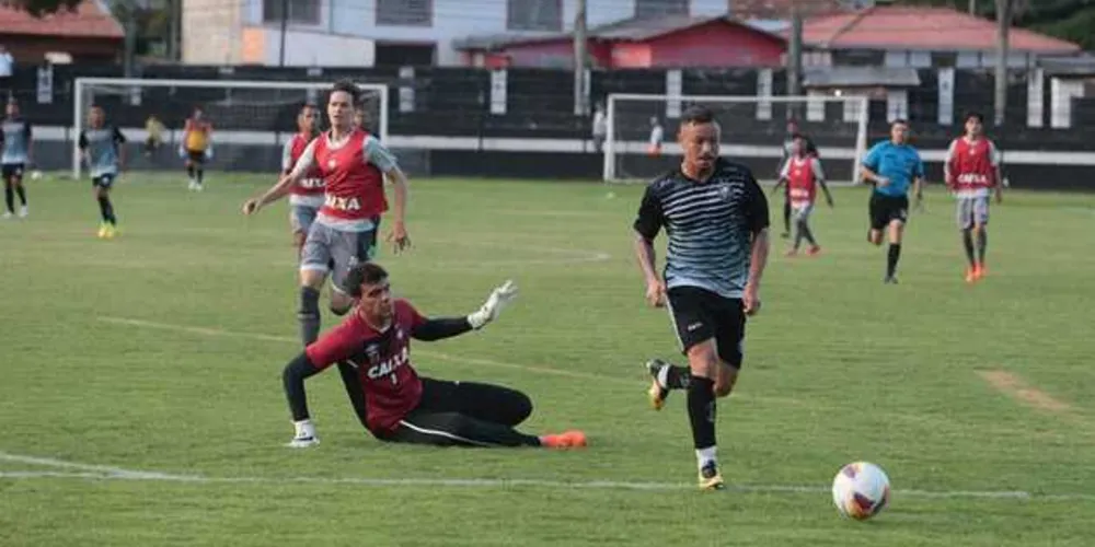 Fantasma já fez jogo-treino neste fim de temporada contra o Sub-20 do Atlético-PR
