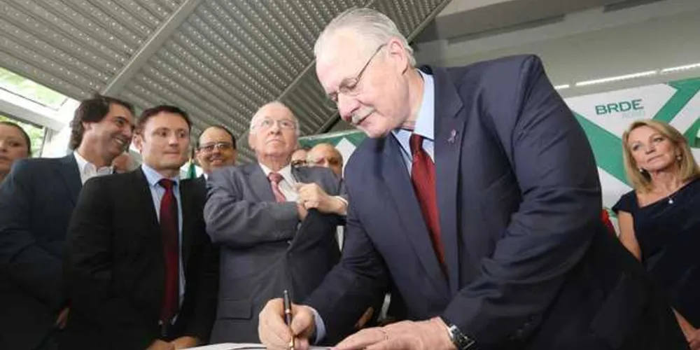Imagem ilustrativa da imagem BRDE libera R$ 2 bilhões em financiamentos em 2017