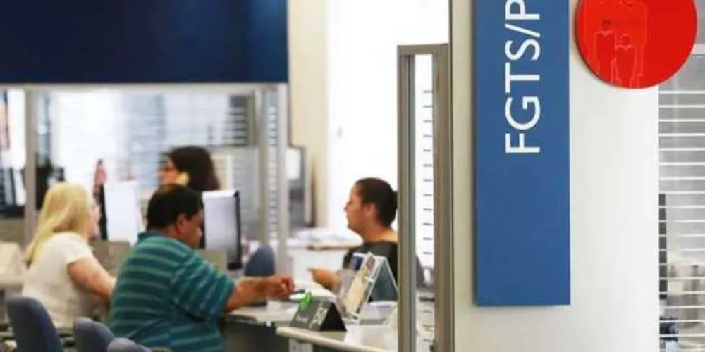 O valor do abono é proporcional à quantidade de meses trabalhados formalmente em 2015/Foto: Reprodução Veja.com