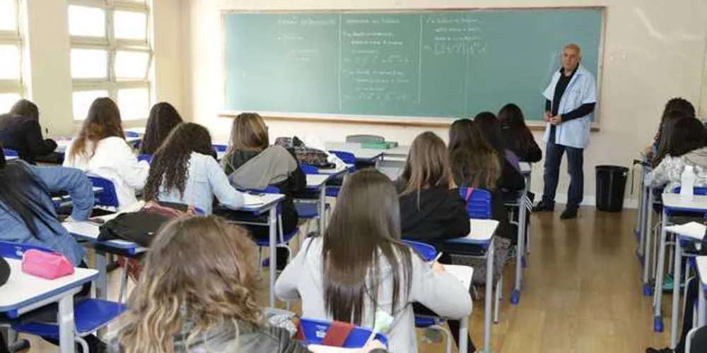 Imagem ilustrativa da imagem Estado investe na modernização da rede estadual de ensino