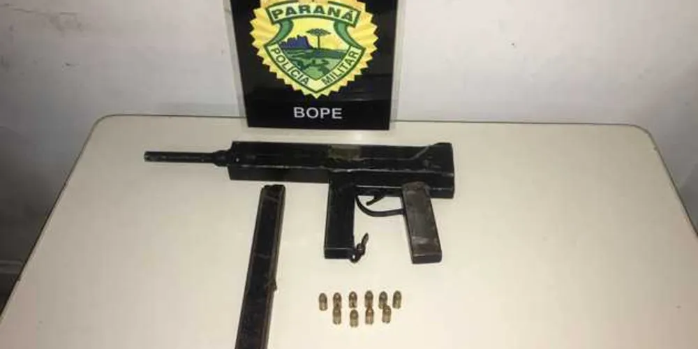 Homem de 29 anos assumiu ser dono de armamento