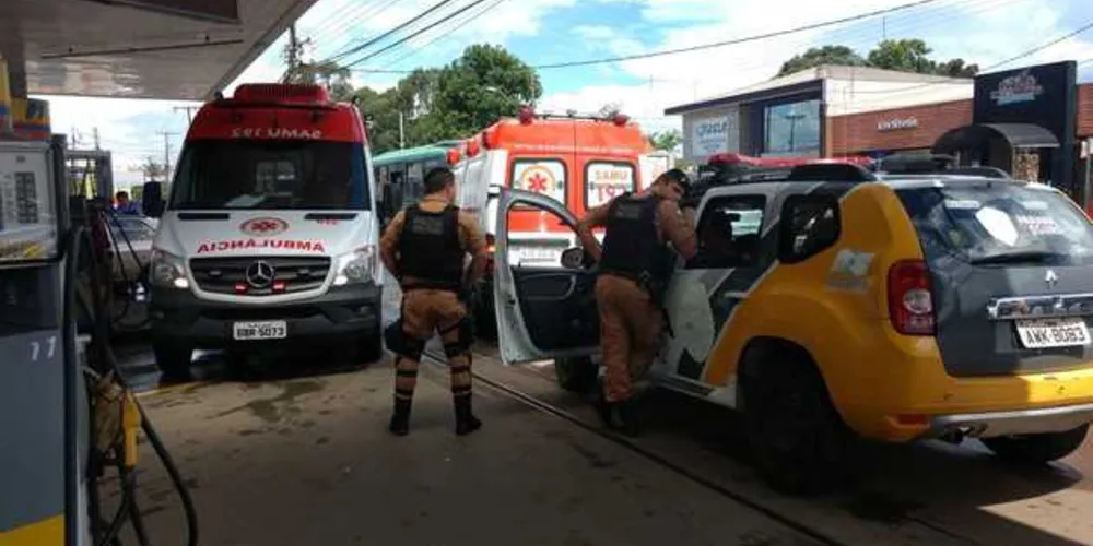 Jovem foi contido a caminho de hospital, em um posto de combustível 
