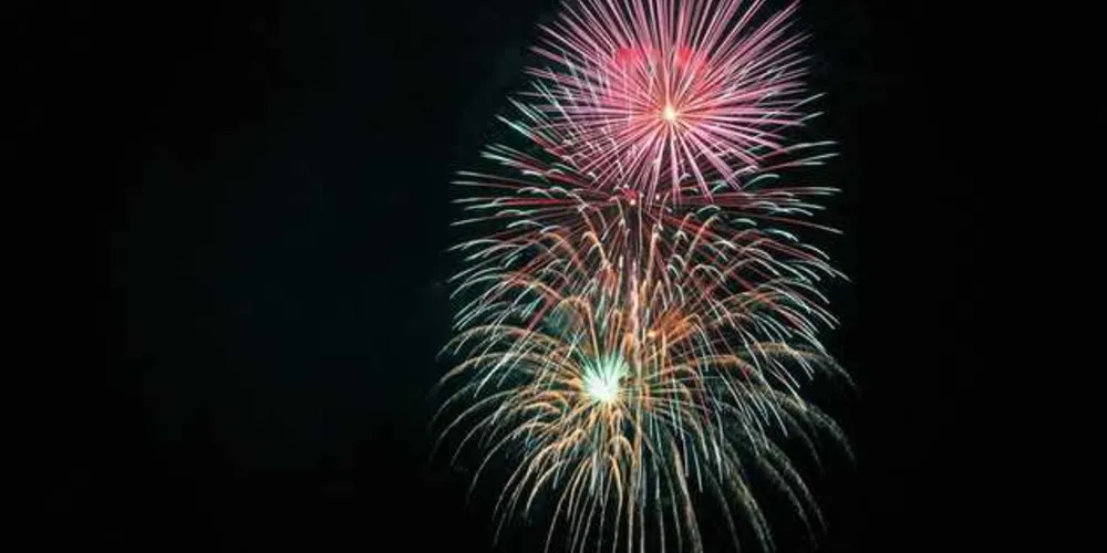 Apesar do espetáculo, acidentes e o manuseio incorreto dos fogos de artifício podem trazer sérios problemas
