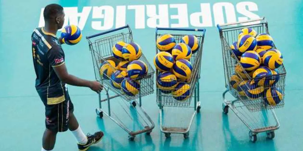 A equipe participa da Superliga Brasileira e se prepara para enfrentar o Sesi