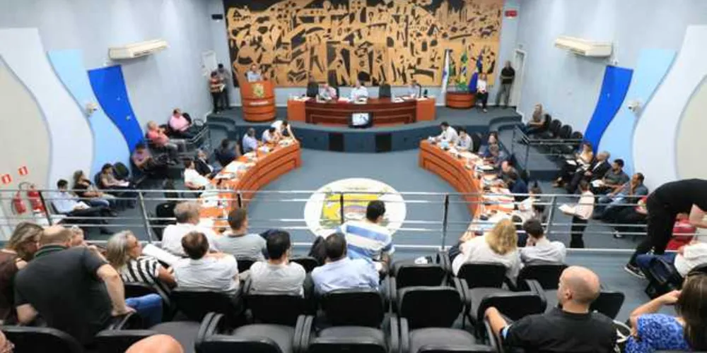 Levantamento mostra números sobre a atuação dos parlamentares 