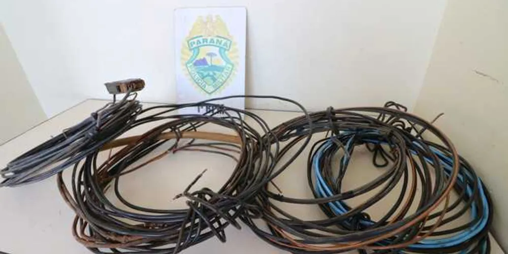 Suspeito foi flagrado com mais de 7,5 quilos de fios de cobre