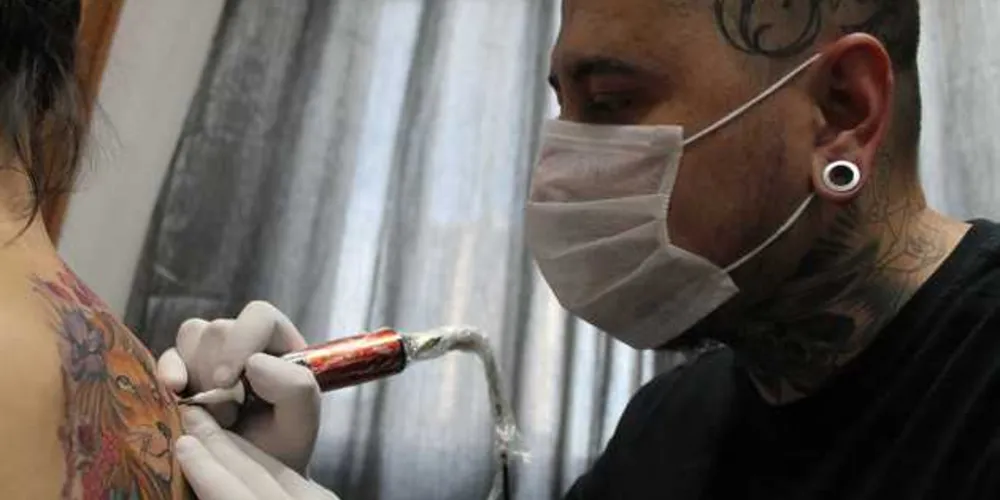 Imagem ilustrativa da imagem Processo 'encobre' tatuagens antigas com novos desenhos