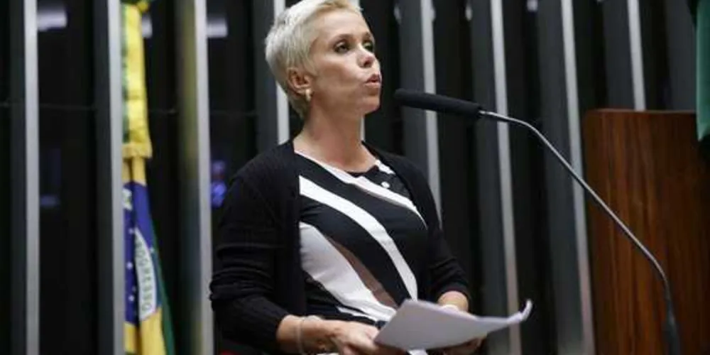 Justiça Federal suspendeu, no final da tarde desta segunda-feira (8), a posse da deputada federal Cristiane Brasil