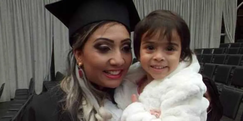 Imagem ilustrativa da imagem Mãe e filha morrem abraçadas após levarem tiros no PR