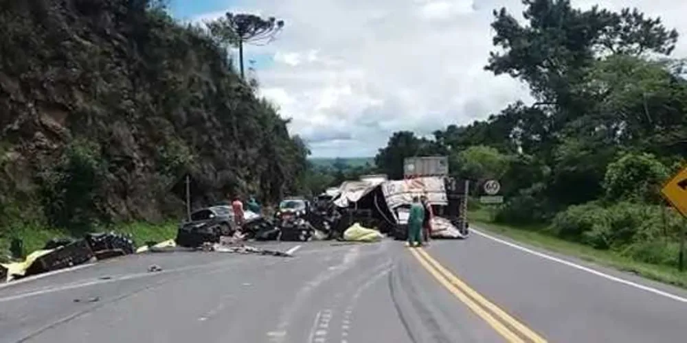 Imagem ilustrativa da imagem Motorista sofre ferimentos graves em acidente na BR-476