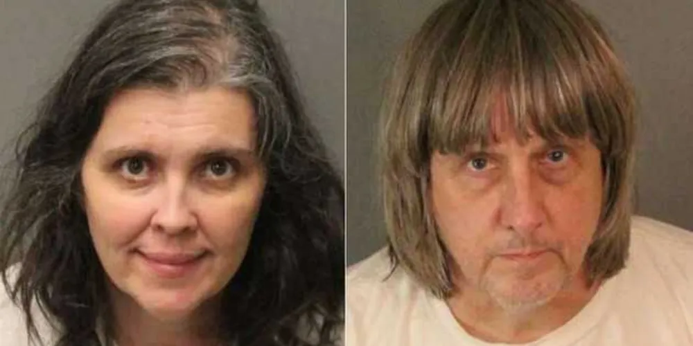  Louise Anna Turpin, 49, e David Allen Turpin, 57, detidos por manter seus 13 filhos em cativeiro na Califórnia/Foto: Divulgação AFP
