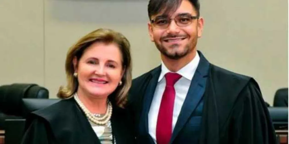 Natural de Ponta Grossa, Guilherme Mayer Amin graduou-se em Direito pela UEPG em 2008