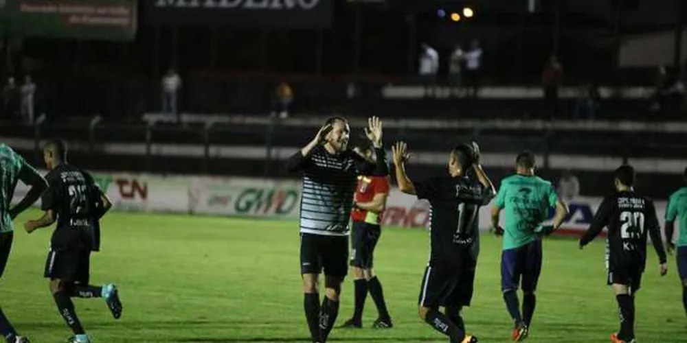 No primeiro jogo-treino do ano, Operário vence o Prude por 2 a 0