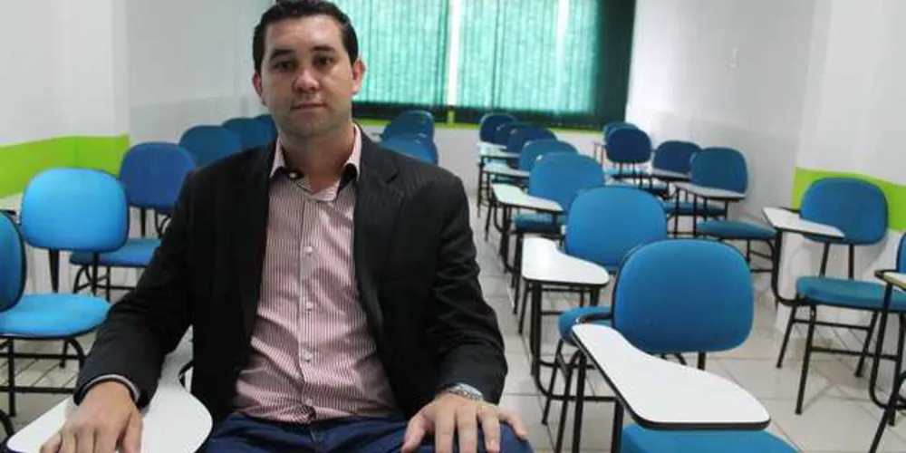 Especialista no assunto, Eider Sousa, explica que as exigências do mercado de trabalho mudaram