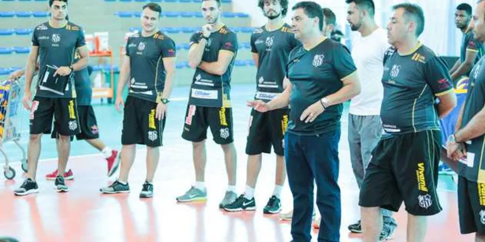 No fim do ano passado, Caramuru selecionou atletas para time feminino