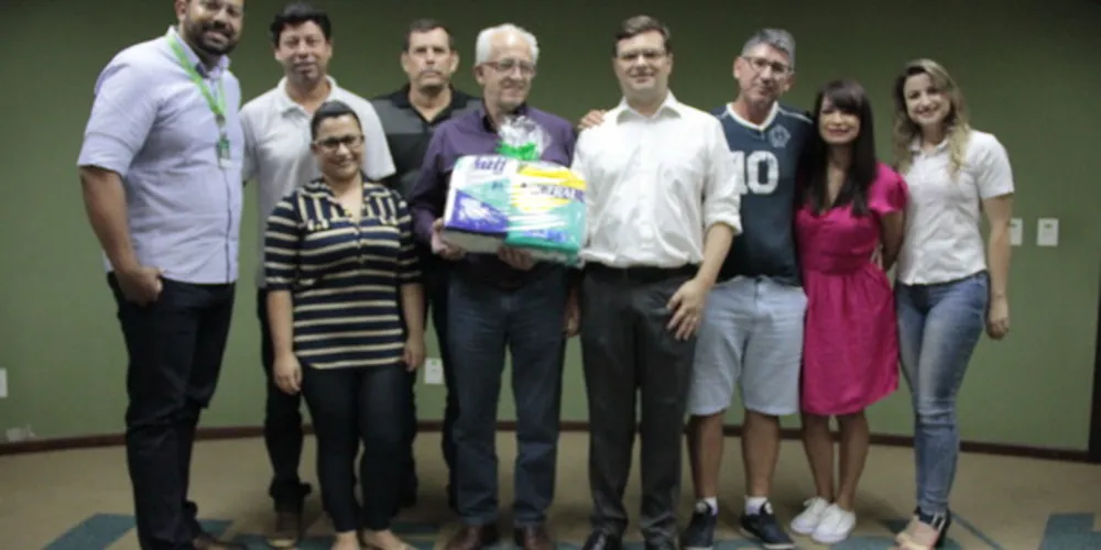 Imagem ilustrativa da imagem Unimed beneficia entidades carentes com doação de fraldas em PG