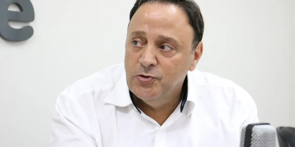 Imagem ilustrativa da imagem Hussein Bakri anuncia R$ 3 milhões para pavimentação para PG