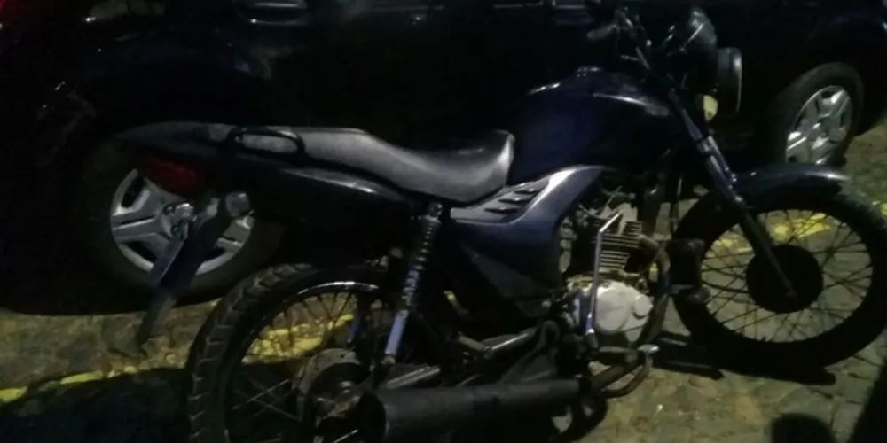 Imagem ilustrativa da imagem Guarda Municipal apreende moto irregular e prende suspeito