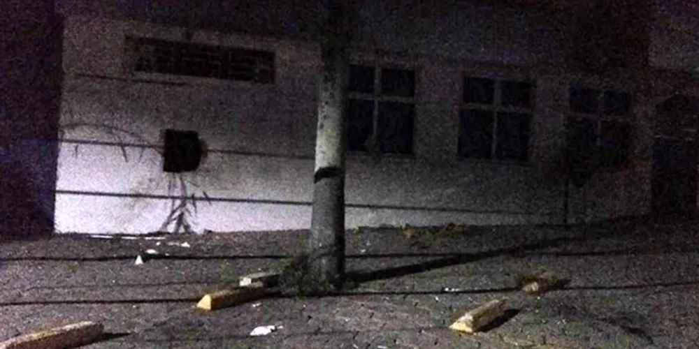 Explosões causaram estragos na estrutura do mercado