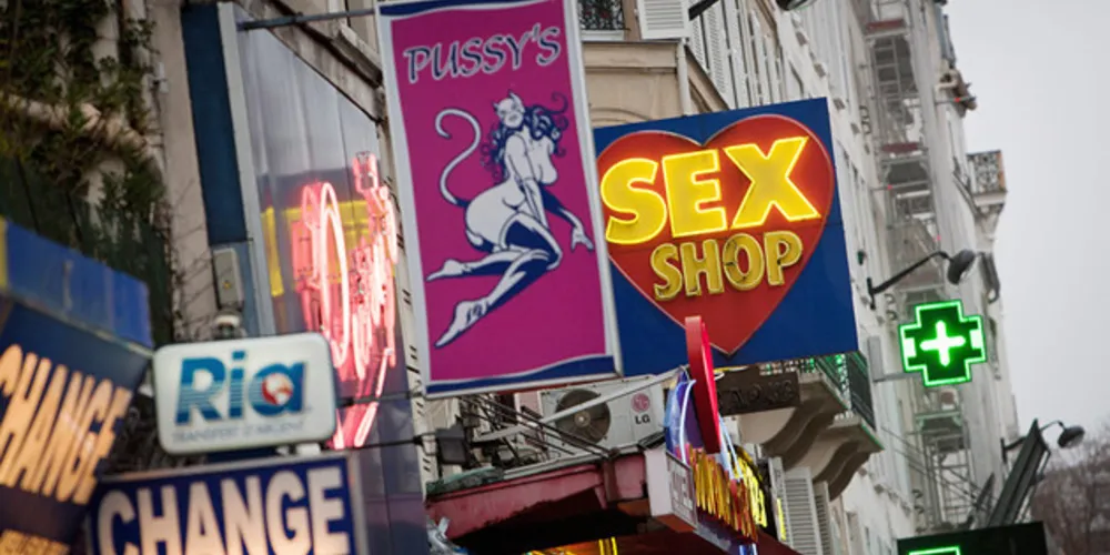 Em 2016, a França adotou uma lei que proíbe pagamento por serviços sexuais/Foto: Reprodução AFP