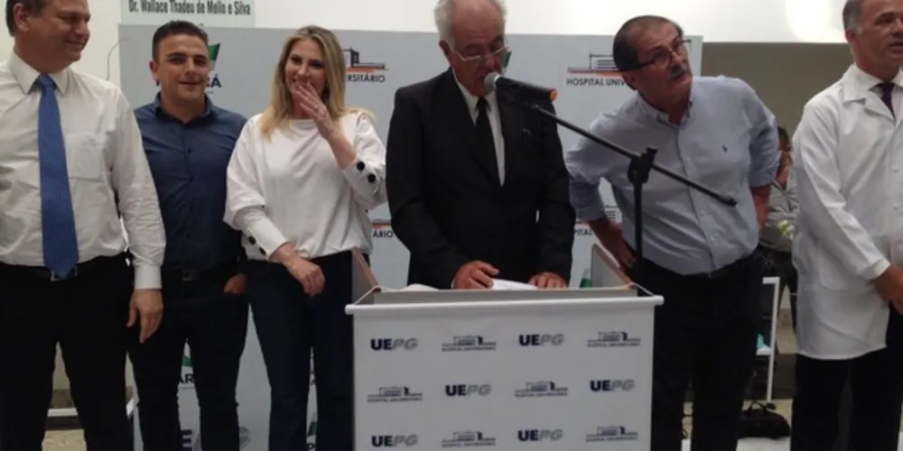Imagem ilustrativa da imagem Ministro inaugura as obras da nova maternidade em PG