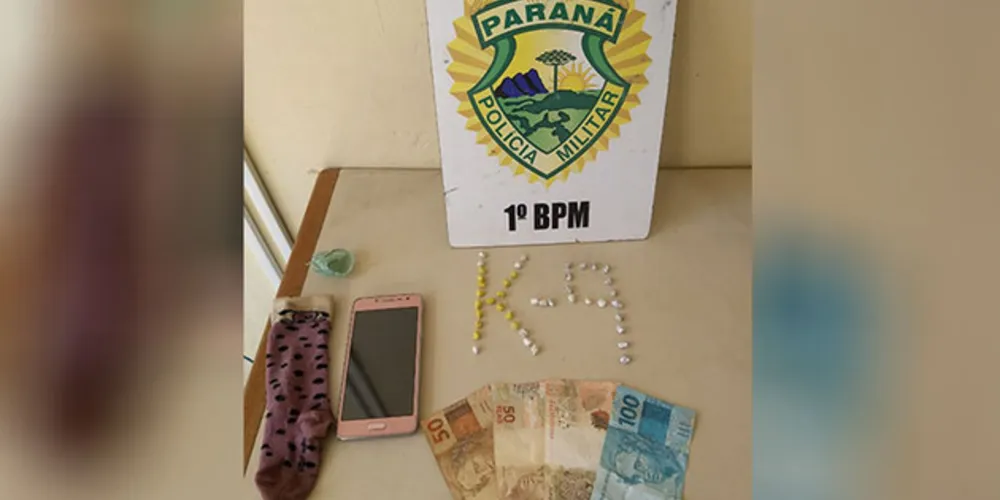 Droga foi encaminhada para a delegacia e suspeito foi preso em flagrante