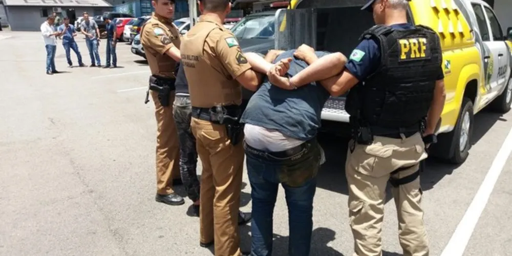 Imagem ilustrativa da imagem Quadrilha pode ter envolvimento em outros assaltos