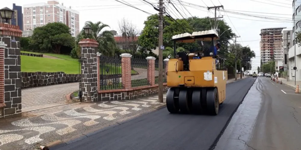 A via tem diversos pontos de bloqueios para a realização de obras