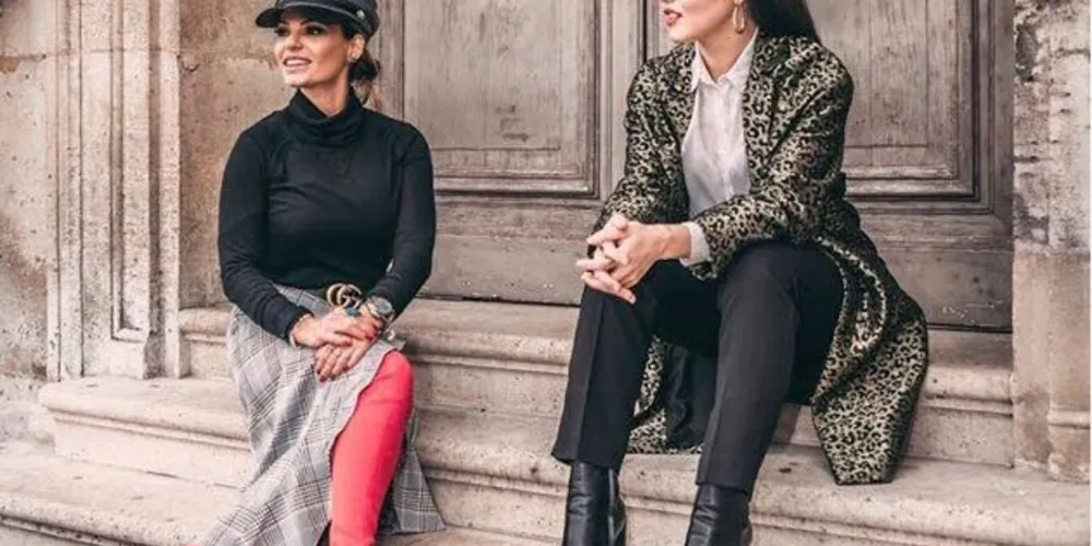 RELOOK PARIS - O Relook Paris é um novo projeto desenvolvido pela consultora de imagem Tati Nóbrega em parceira com a fashion stylist Mariáh Cidral. Elas criaram um programa super especial que conta com visitas aos ateliês de Haute Couture, exposições de estilistas, fashion tour e até um desfile!  Para saber mais informações acesse www.relookparis.com.
