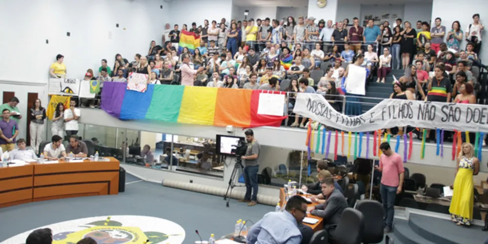 Comunidade LGBT marcou presença durante polêmica nacional
