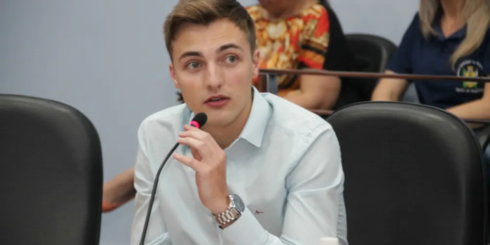 Imagem ilustrativa da imagem Zampieri cobra solução para transporte escolar em distritos