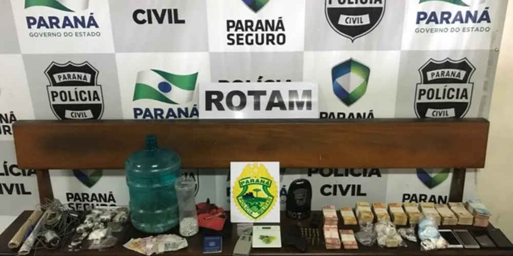 Imagem ilustrativa da imagem PM apreende R$ 75 mil em operação contra o tráfico