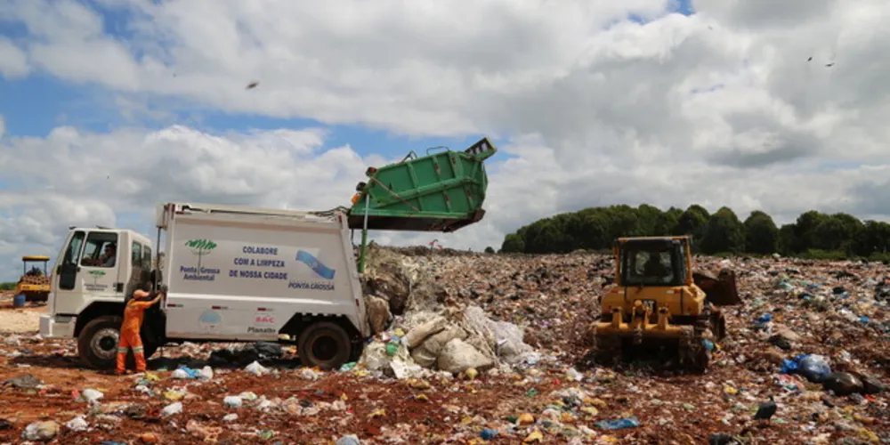 Atualmente o lixo doméstico produzido em Ponta Grossa é destinado para o aterro do Botuquara